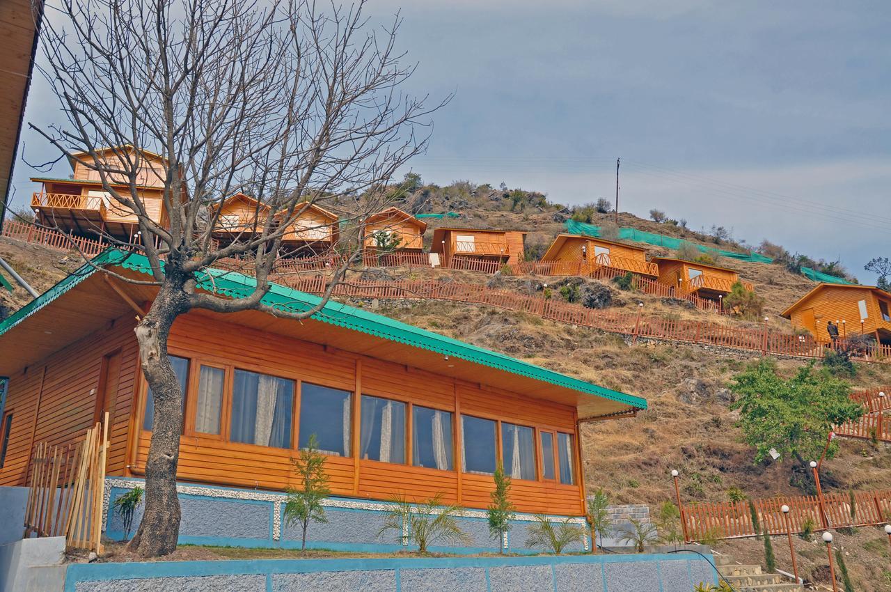 Hotel Heavens Retreat Solan Exteriér fotografie