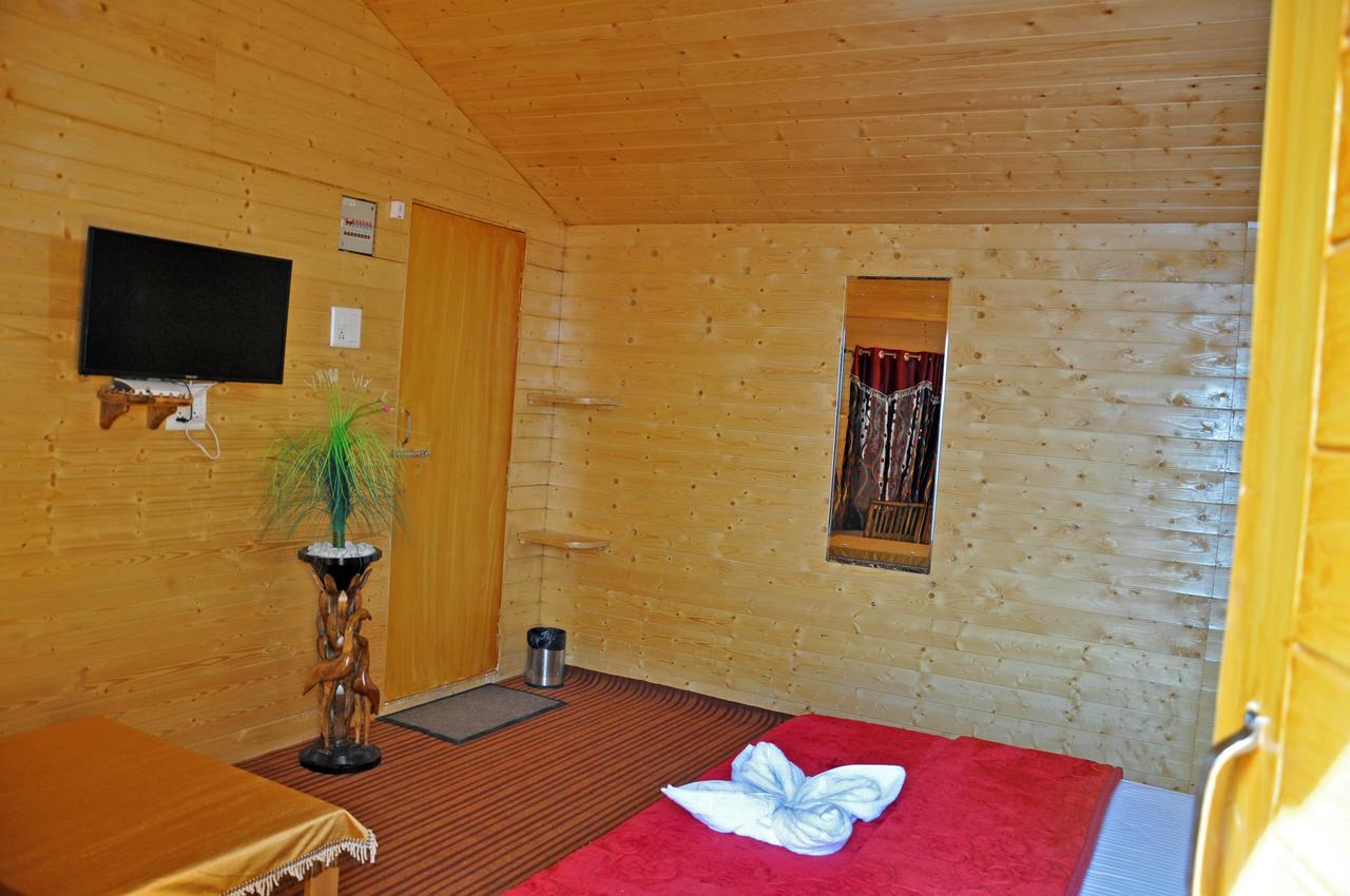 Hotel Heavens Retreat Solan Exteriér fotografie